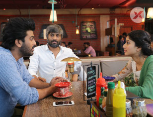 Padi Padi Leche Manasu movie working stills