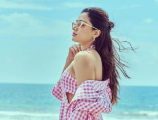 Actress Rashmika Mandanna Is Making Everyone Droll Over Her Gorgeous Smile.