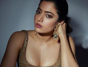 Samme Girl Rashmika Mandanna Makes The Social Media Go Gaga Over Her New Post.. Don't Miss Out The Collection Of Rashmika's Images!!!