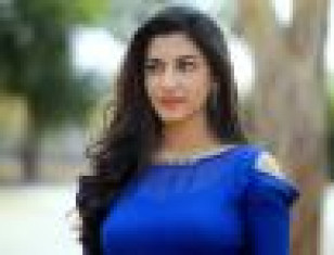  Actress Vishnupriya Bhimeneni Looks Fascinating In Her Latest Pictures